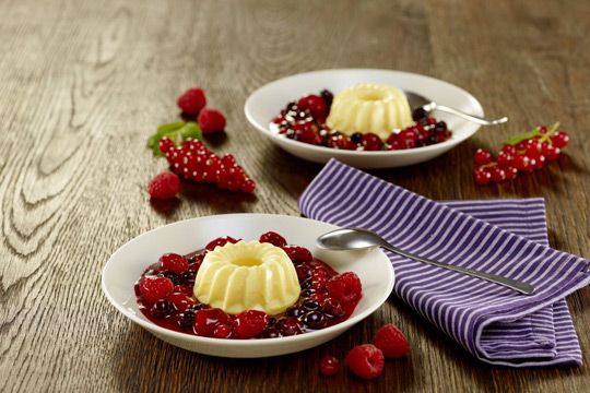 Rote Grütze z budyniem